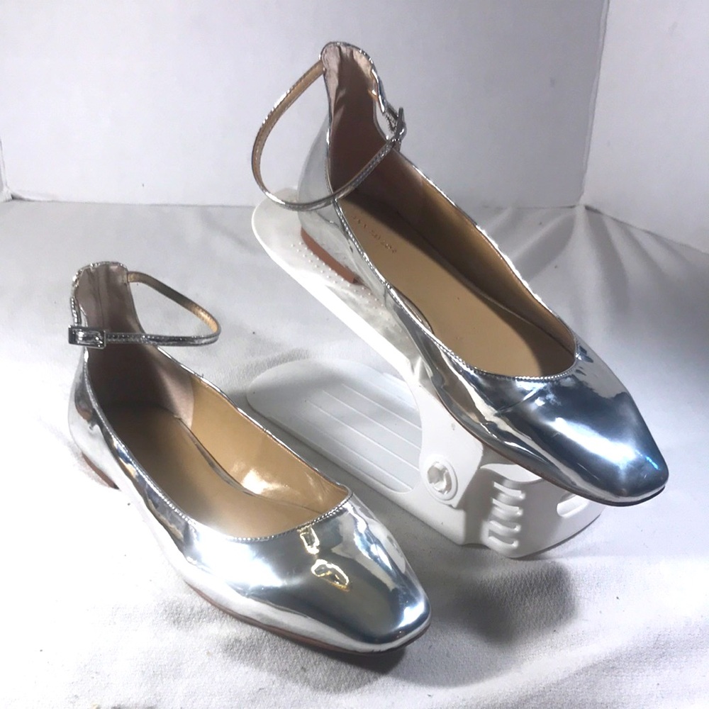 Ann Taylor Women’s Metallic Silver Ankle-Strap Ballet Flats Size 8.5 M